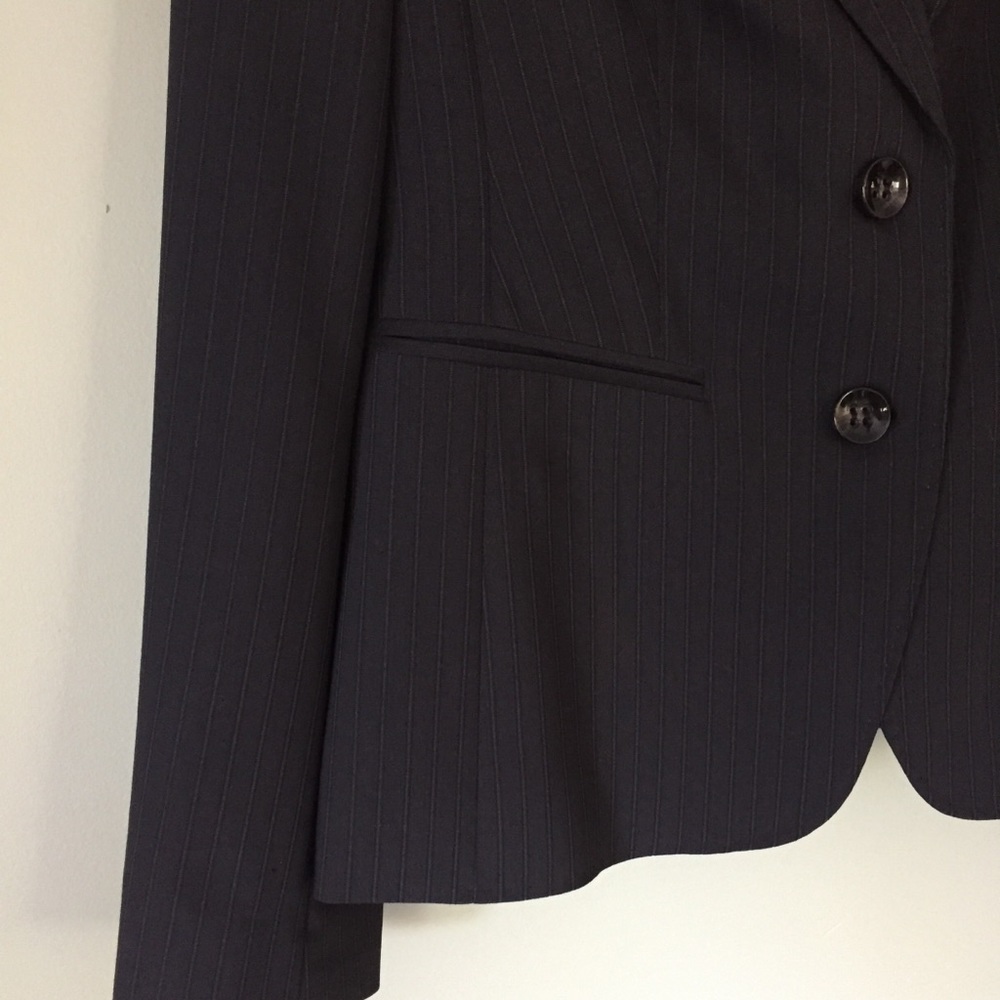 The Limited LUXE Navy Pinstripe Blazer - Picture 2 of 3